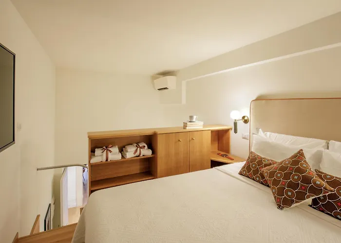 Domus Regia - Luxury Experience Apartment Rom